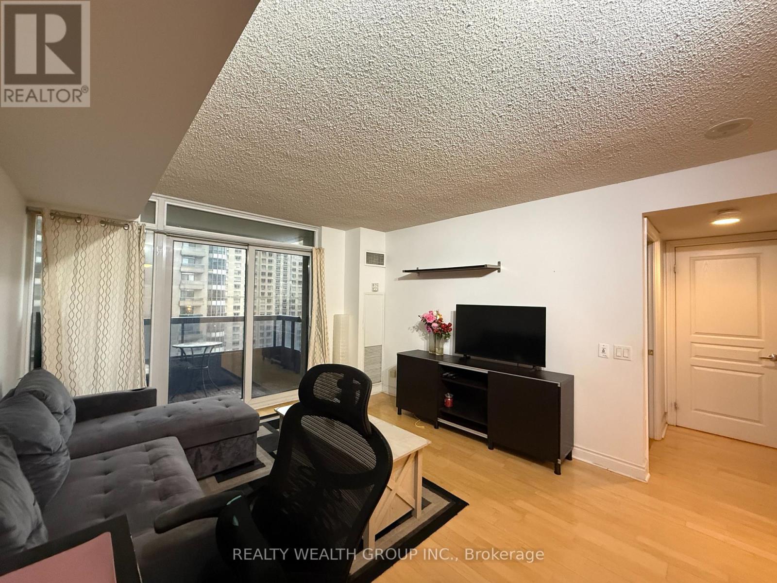1017 - 15 Northtown Way, Toronto, Ontario  M2N 7A2 - Photo 11 - C14091172