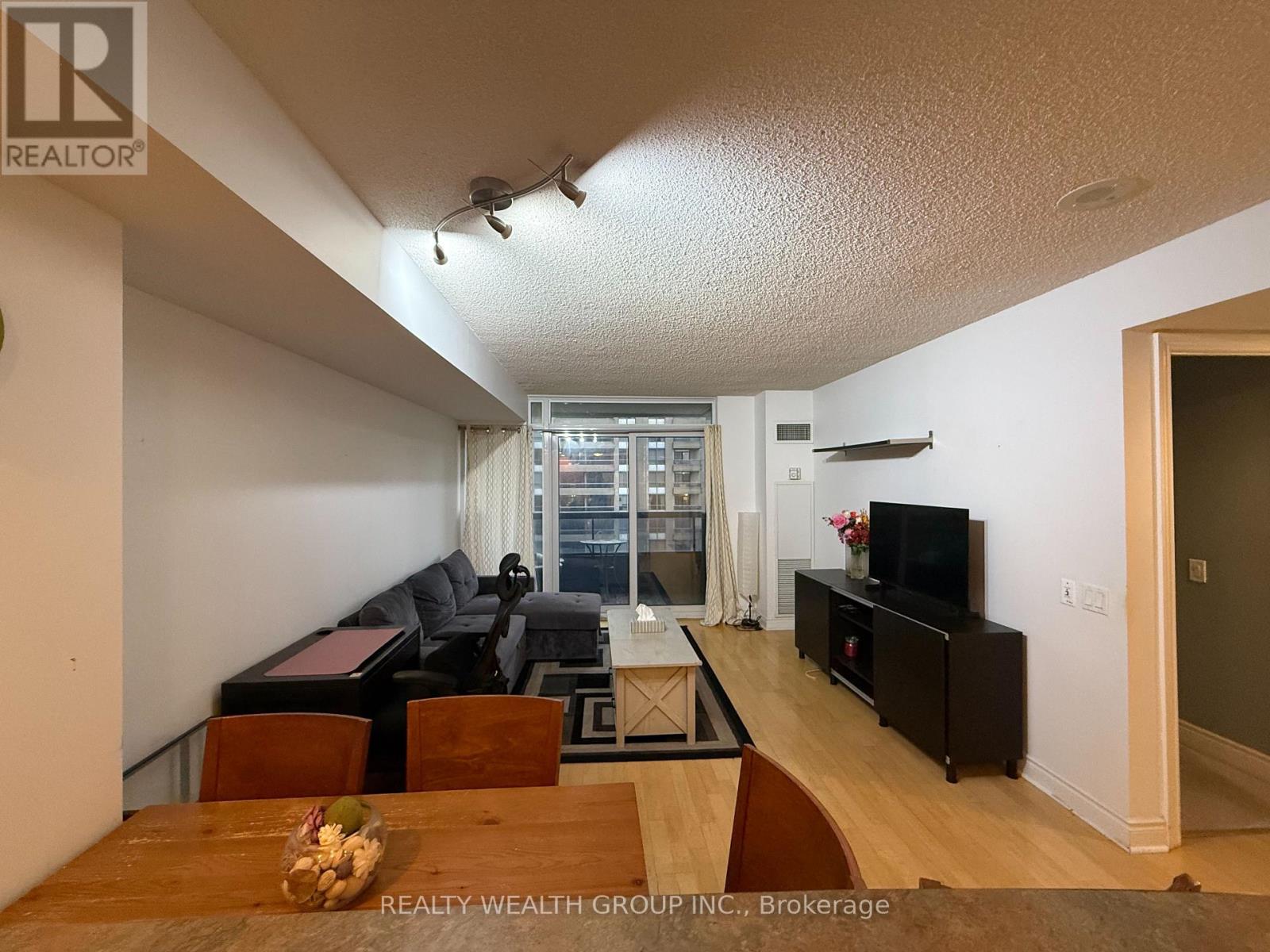 1017 - 15 Northtown Way, Toronto, Ontario  M2N 7A2 - Photo 5 - C14091172
