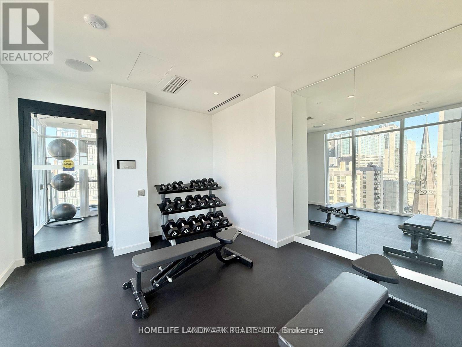 1802 - 280 Dundas Street W, Toronto, Ontario  M5T 0E3 - Photo 17 - C14091184