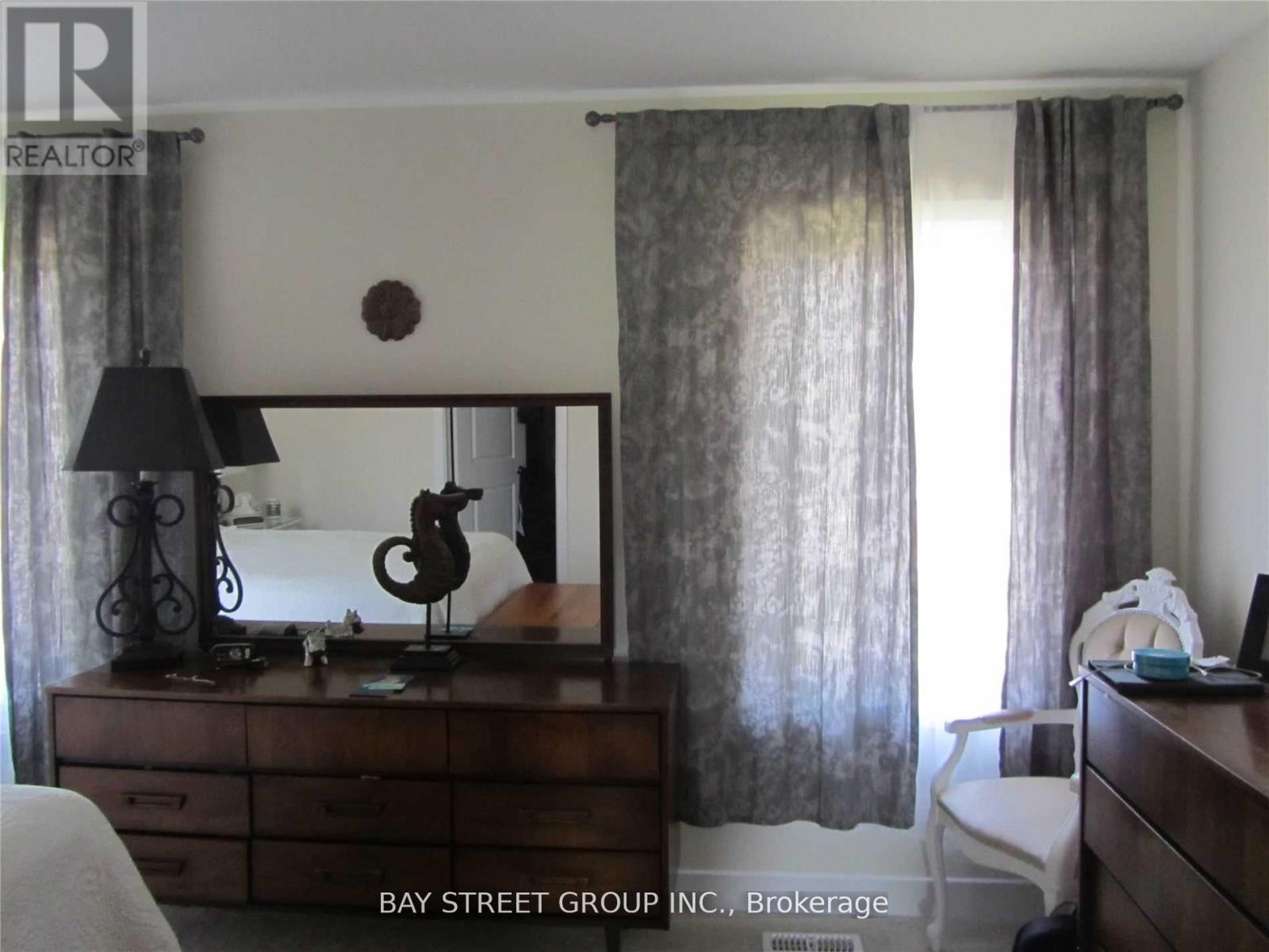 Unknown Address, ,    - Photo 10 - E14091174