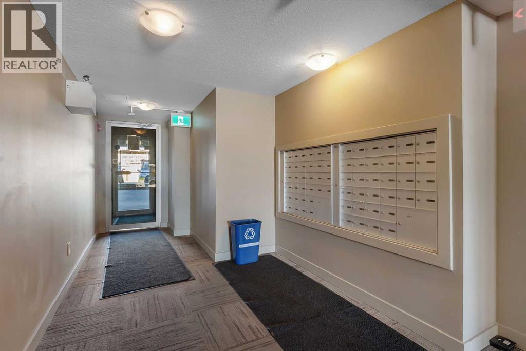 2402, 403 Mackenzie Way Sw, Airdrie, Alberta  T4B 3V7 - Photo 32 - A2352959