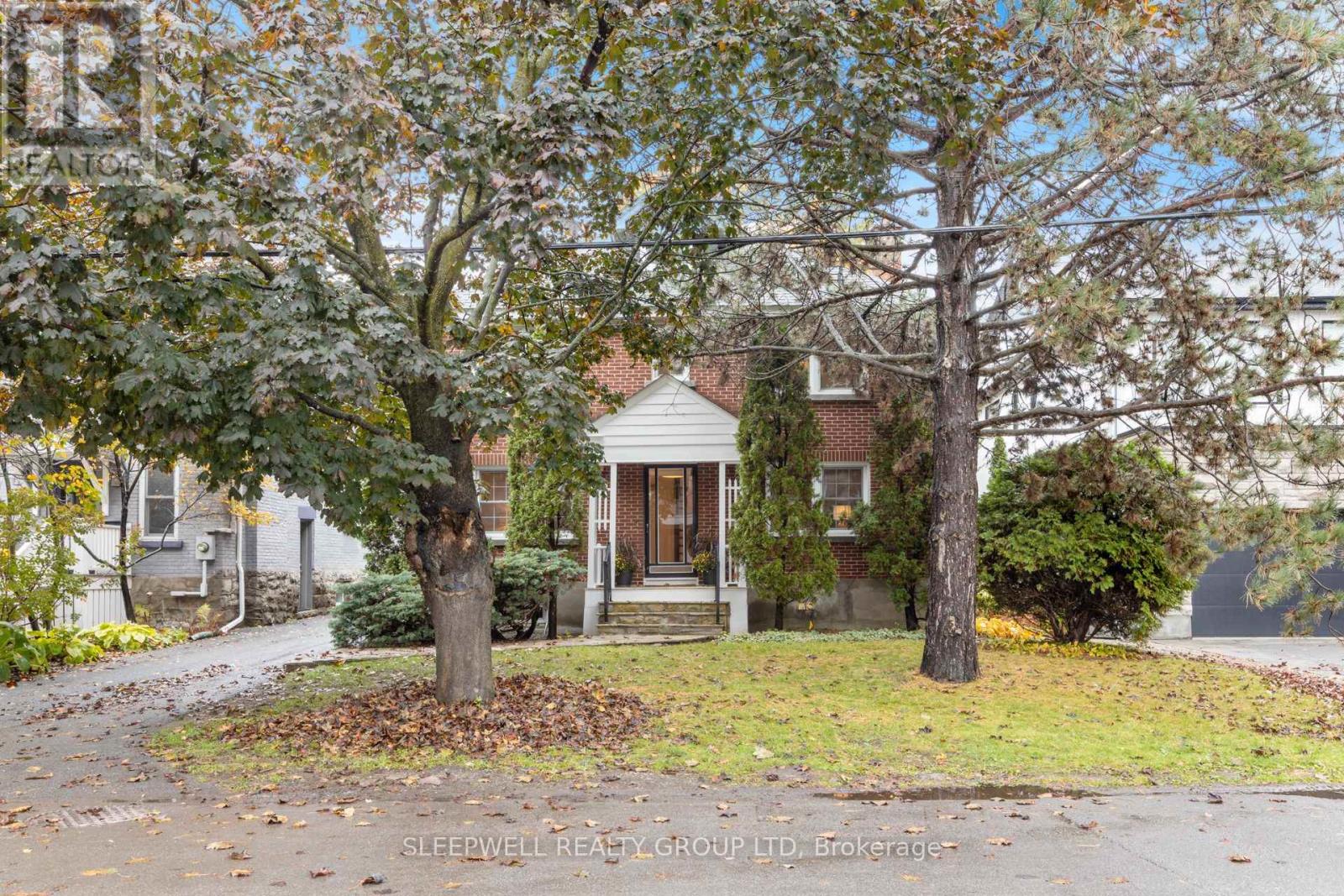 568 Golden Avenue, Ottawa, Ontario  K2A 2E9 - Photo 1 - X14091210