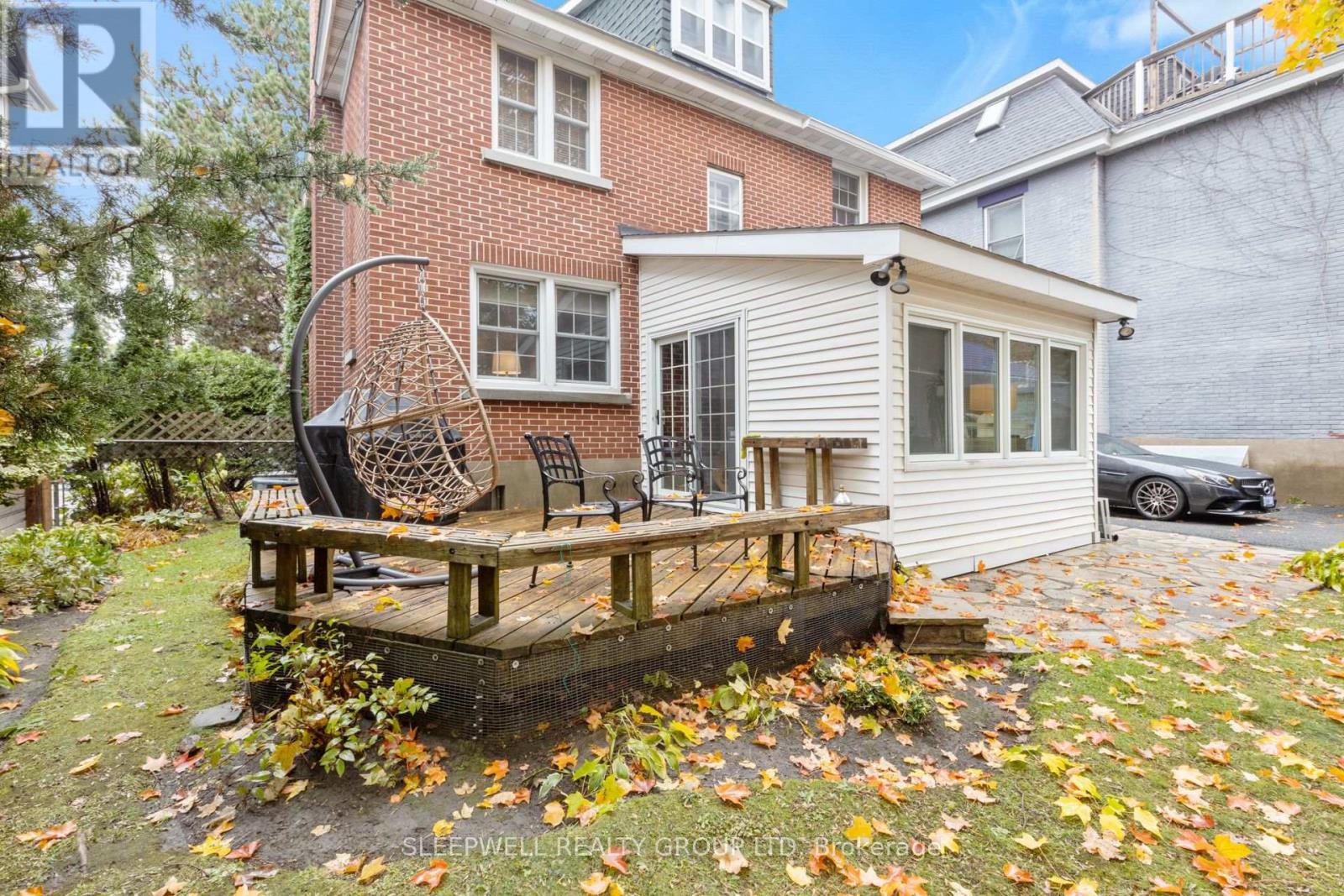 568 Golden Avenue, Ottawa, Ontario  K2A 2E9 - Photo 27 - X14091210