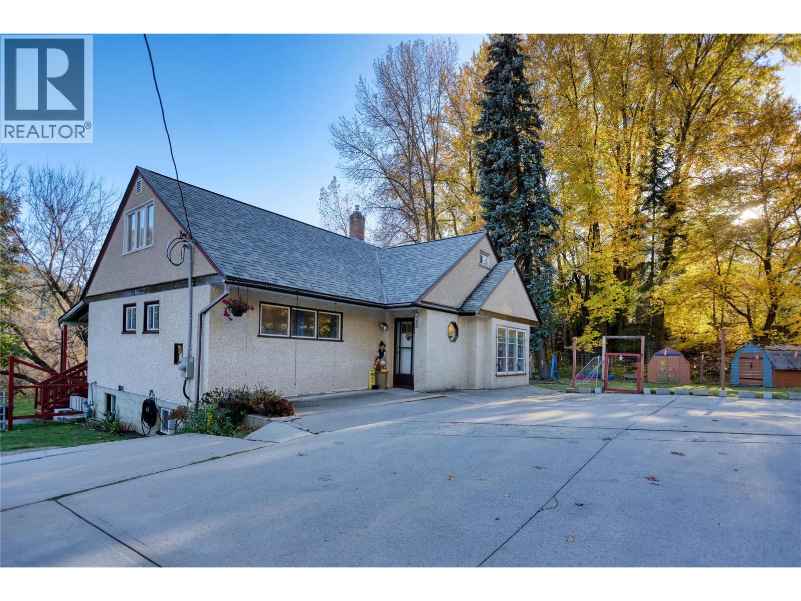 2066 Caughlin Road, Fruitvale, British Columbia