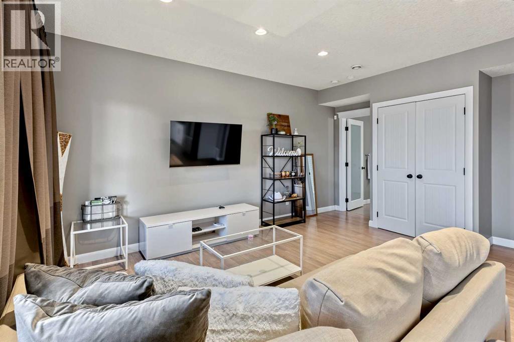 86 Heritage View, Cochrane, Alberta  T4C 0G5 - Photo 33 - A2350584