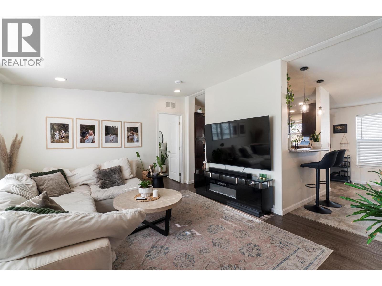 4811 10a Avenue Unit# 16, Salmon Arm, British Columbia  V1E 1C5 - Photo 8 - 10403457