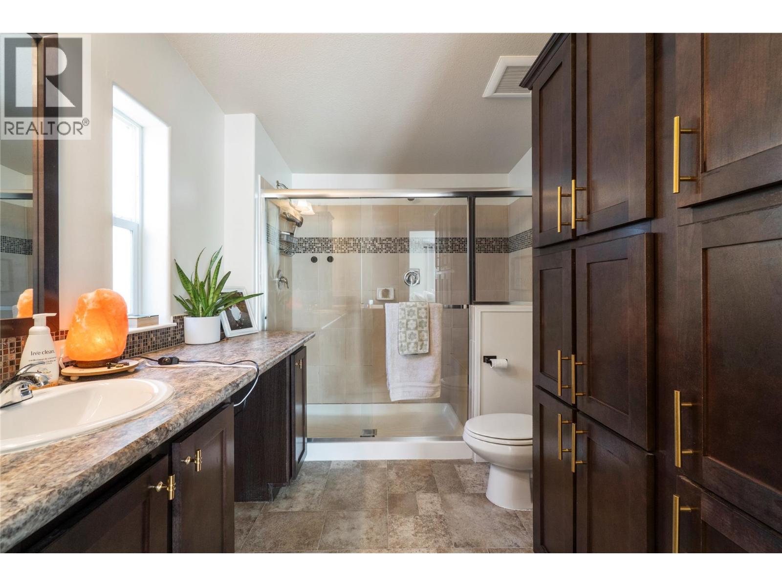 4811 10a Avenue Unit# 16, Salmon Arm, British Columbia  V1E 1C5 - Photo 30 - 10403457