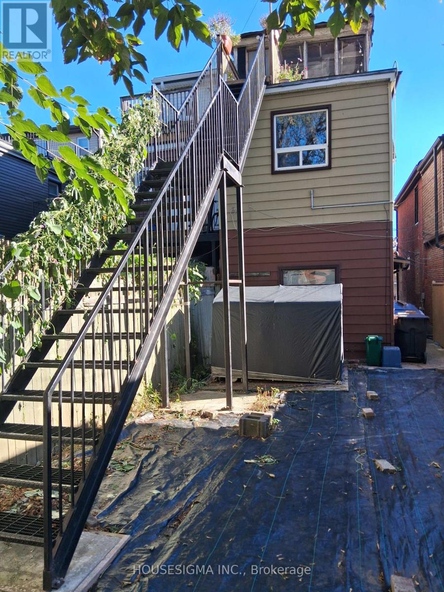 888 Dundas Street E, Toronto, Ontario  M4M 1R3 - Photo 22 - E14083884