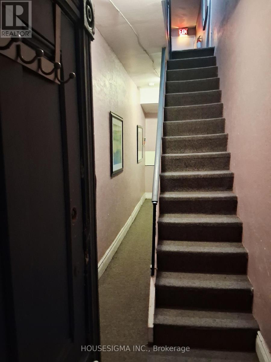 888 Dundas Street E, Toronto, Ontario  M4M 1R3 - Photo 7 - E14083884