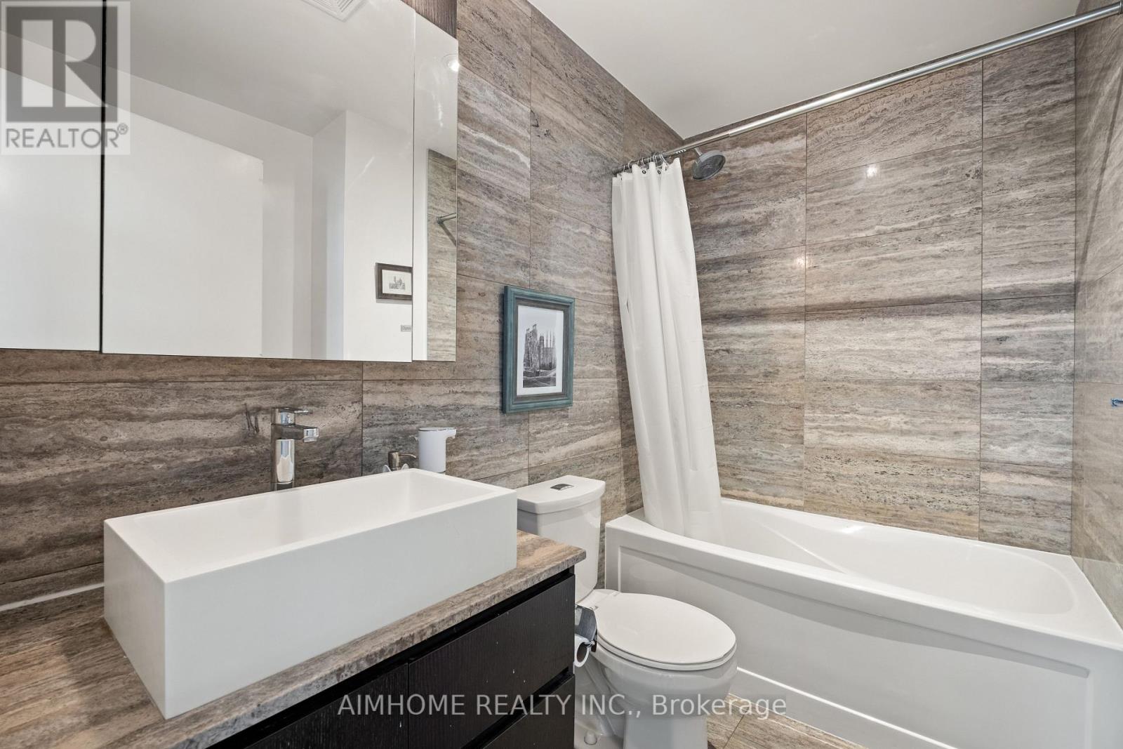 3206 - 15 Iceboat Terrace, Toronto, Ontario  M5V 4A5 - Photo 39 - C14091264