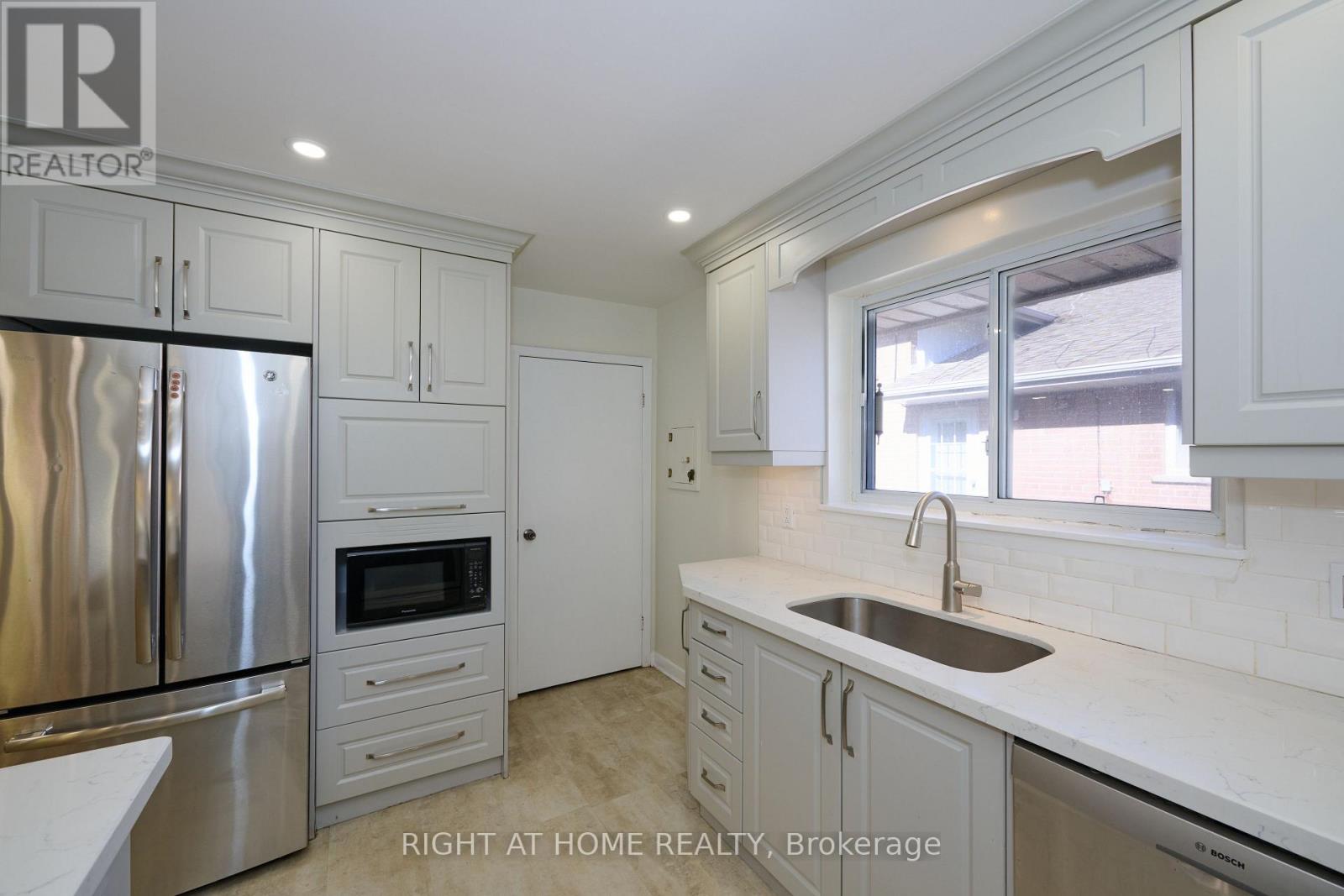 314 Dudley Avenue, Toronto, Ontario M2N 4X5 - Photo 15 - C14089786