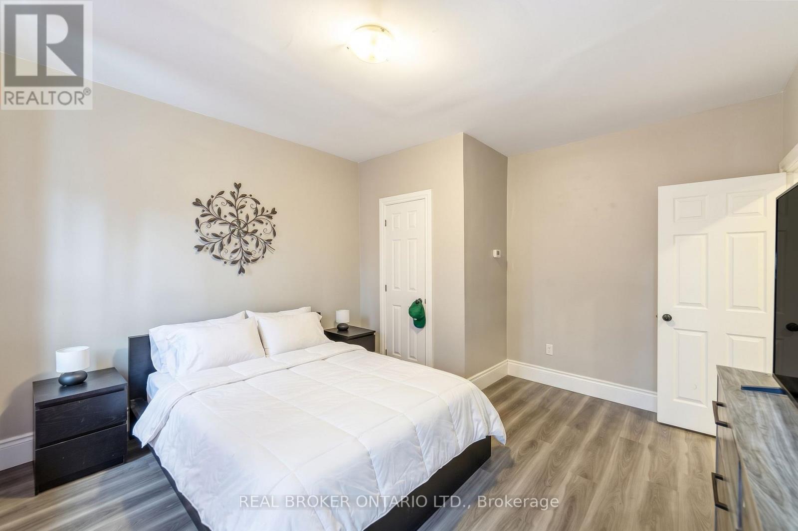 208 Mary Street, Hamilton, Ontario  L8L 4V8 - Photo 12 - X14091280