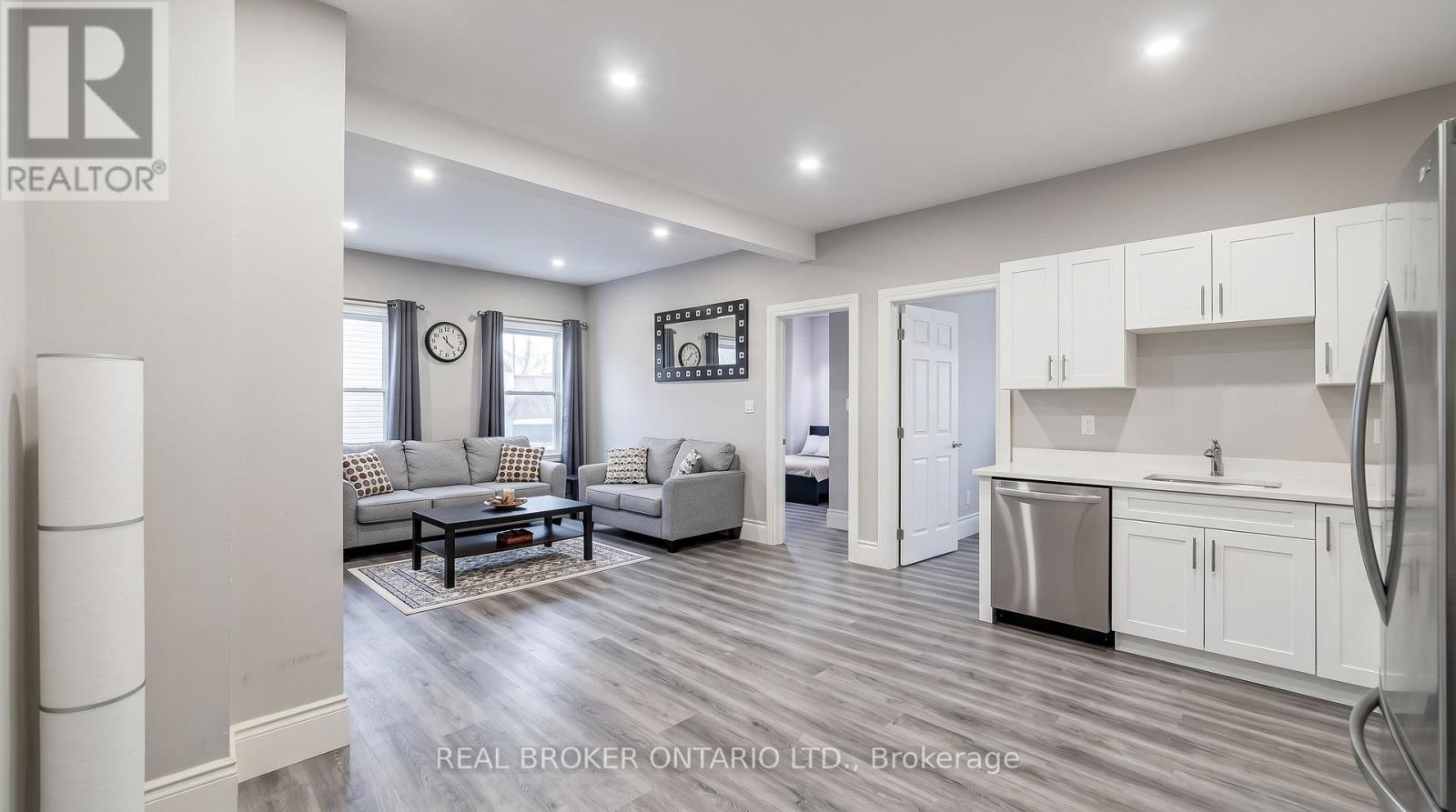 208 Mary Street, Hamilton, Ontario  L8L 4V8 - Photo 5 - X14091280