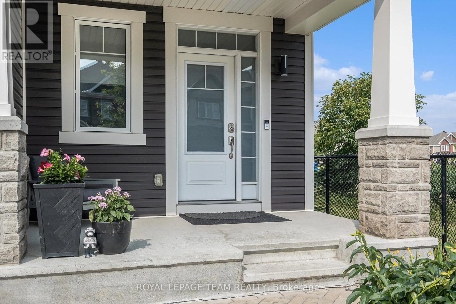 622 Malahat Way, Ottawa, Ontario  K2S 1E7 - Photo 2 - X14091294