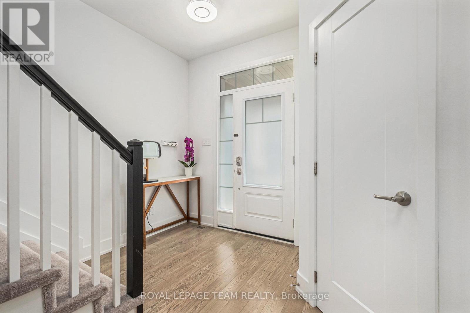 622 Malahat Way, Ottawa, Ontario  K2S 1E7 - Photo 3 - X14091294