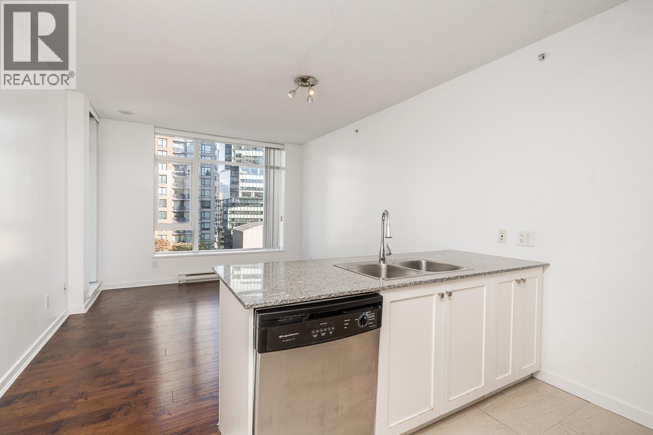 1303 480 Robson Street, Vancouver, British Columbia  V6B 1S1 - Photo 22 - R3176341