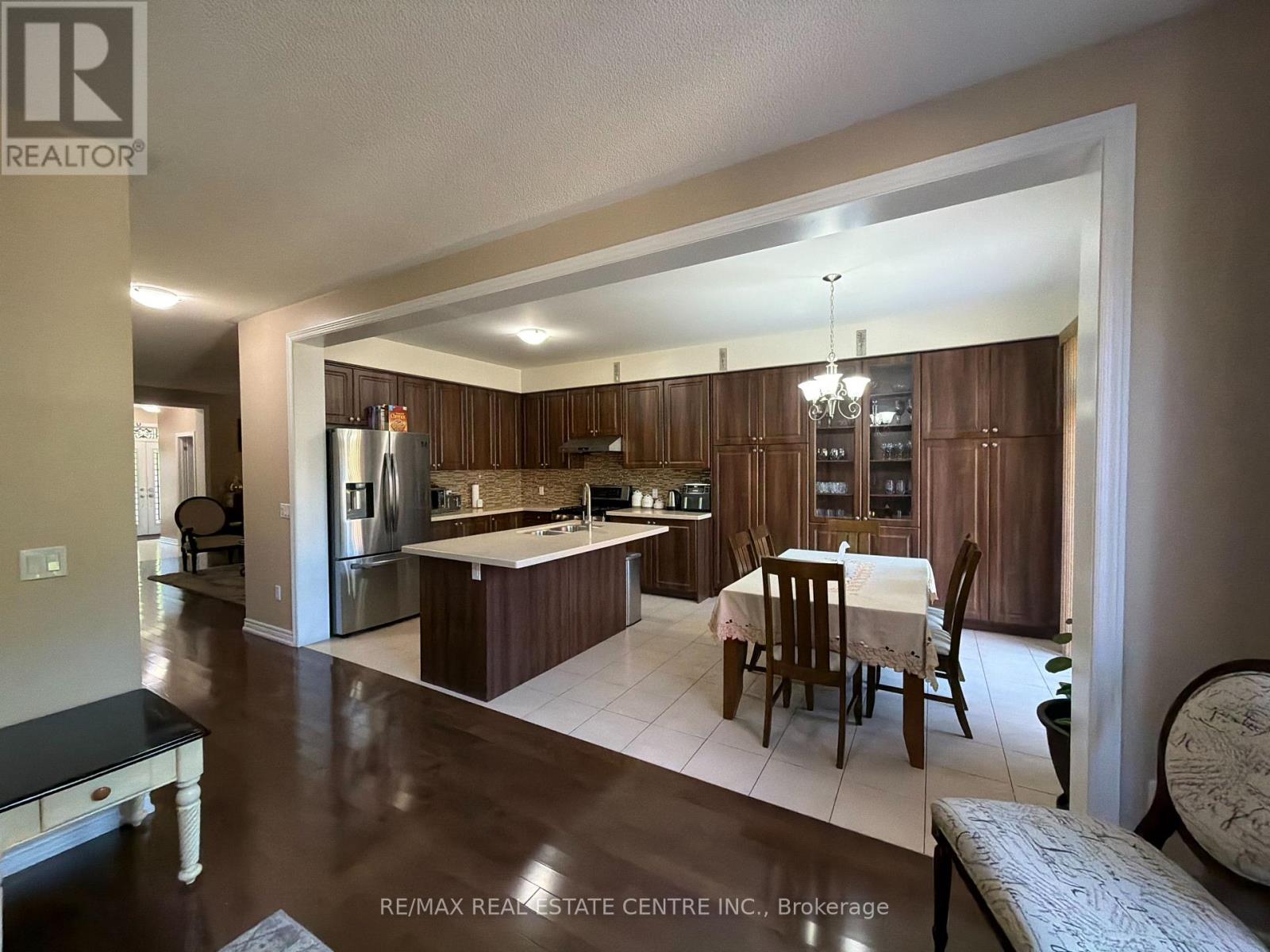 14 Twistleton Street, Caledon, Ontario  L7C 3V6 - Photo 12 - W13855746