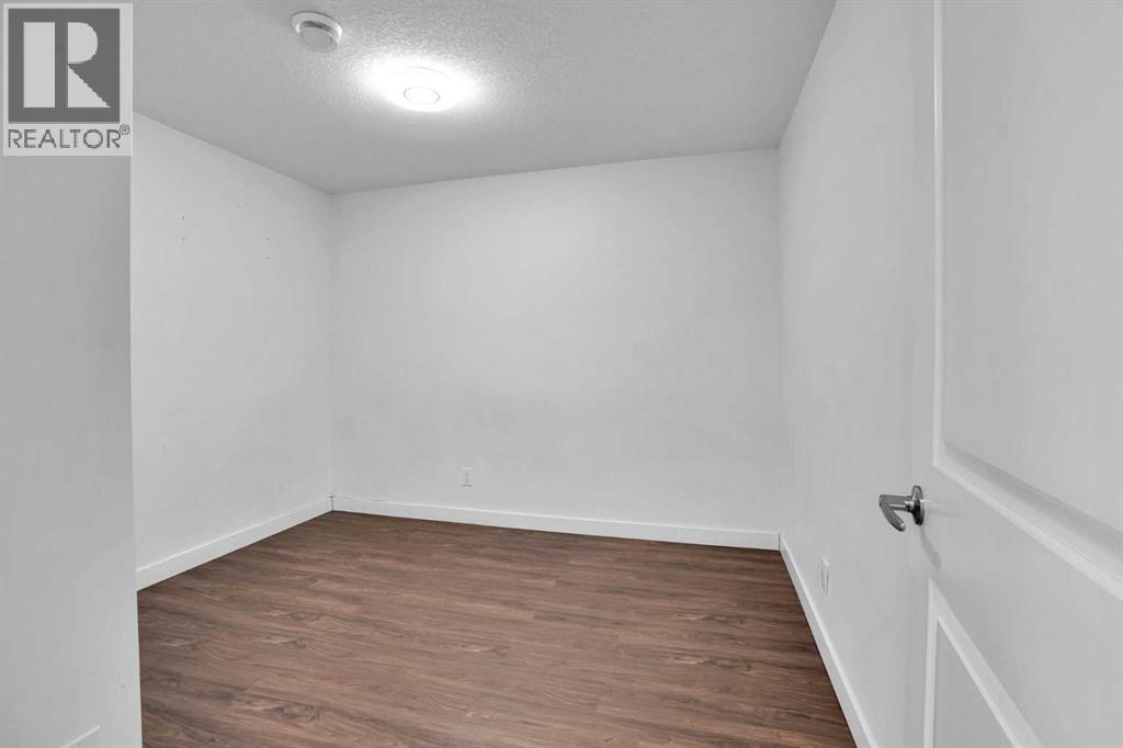 25 Belvedere Terrace SE