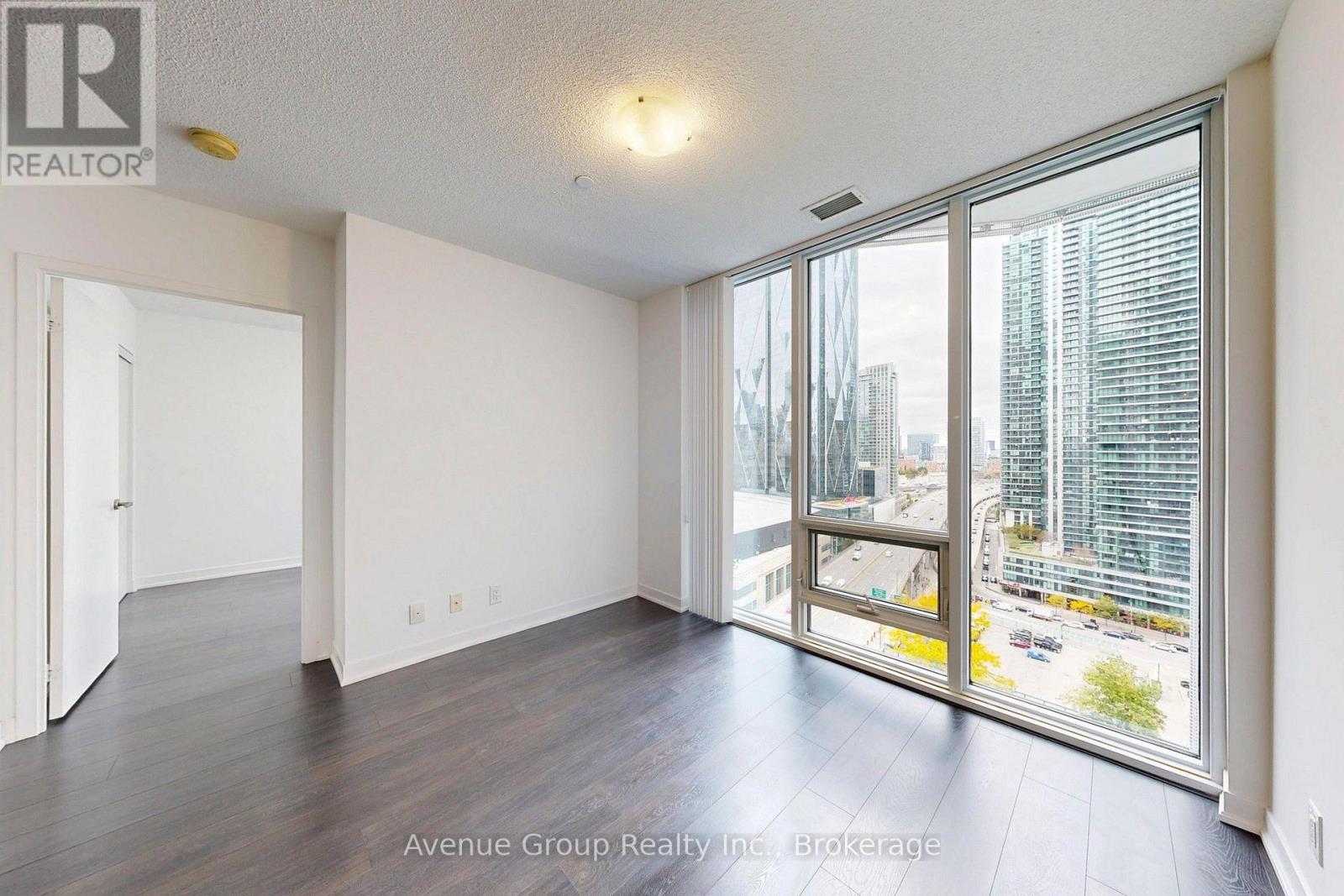 1705 - 100 Harbour Street, Toronto, Ontario  M5J 0B5 - Photo 14 - C14091310
