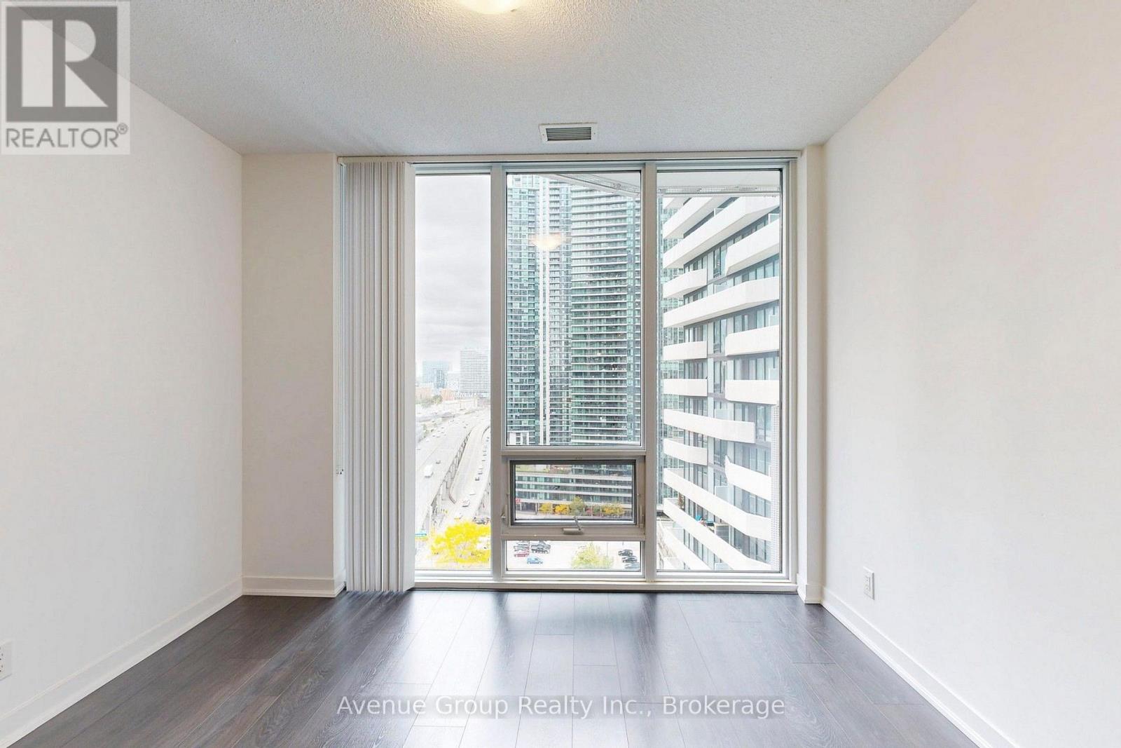 1705 - 100 Harbour Street, Toronto, Ontario  M5J 0B5 - Photo 16 - C14091310