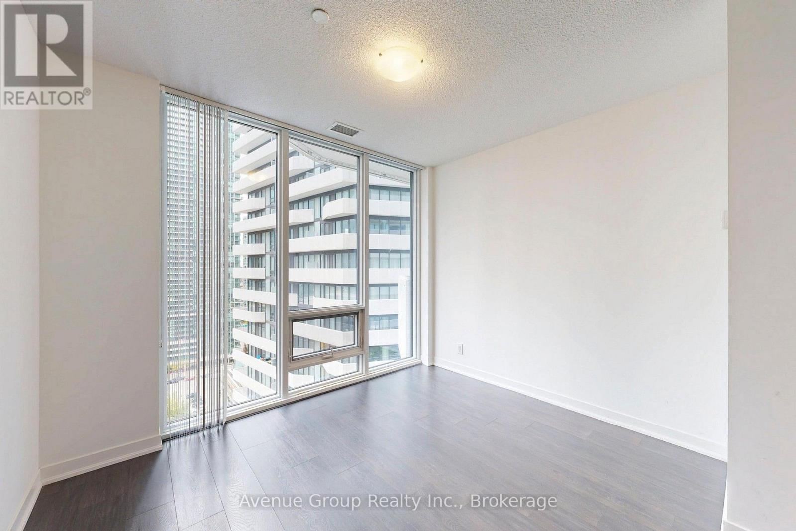1705 - 100 Harbour Street, Toronto, Ontario  M5J 0B5 - Photo 18 - C14091310