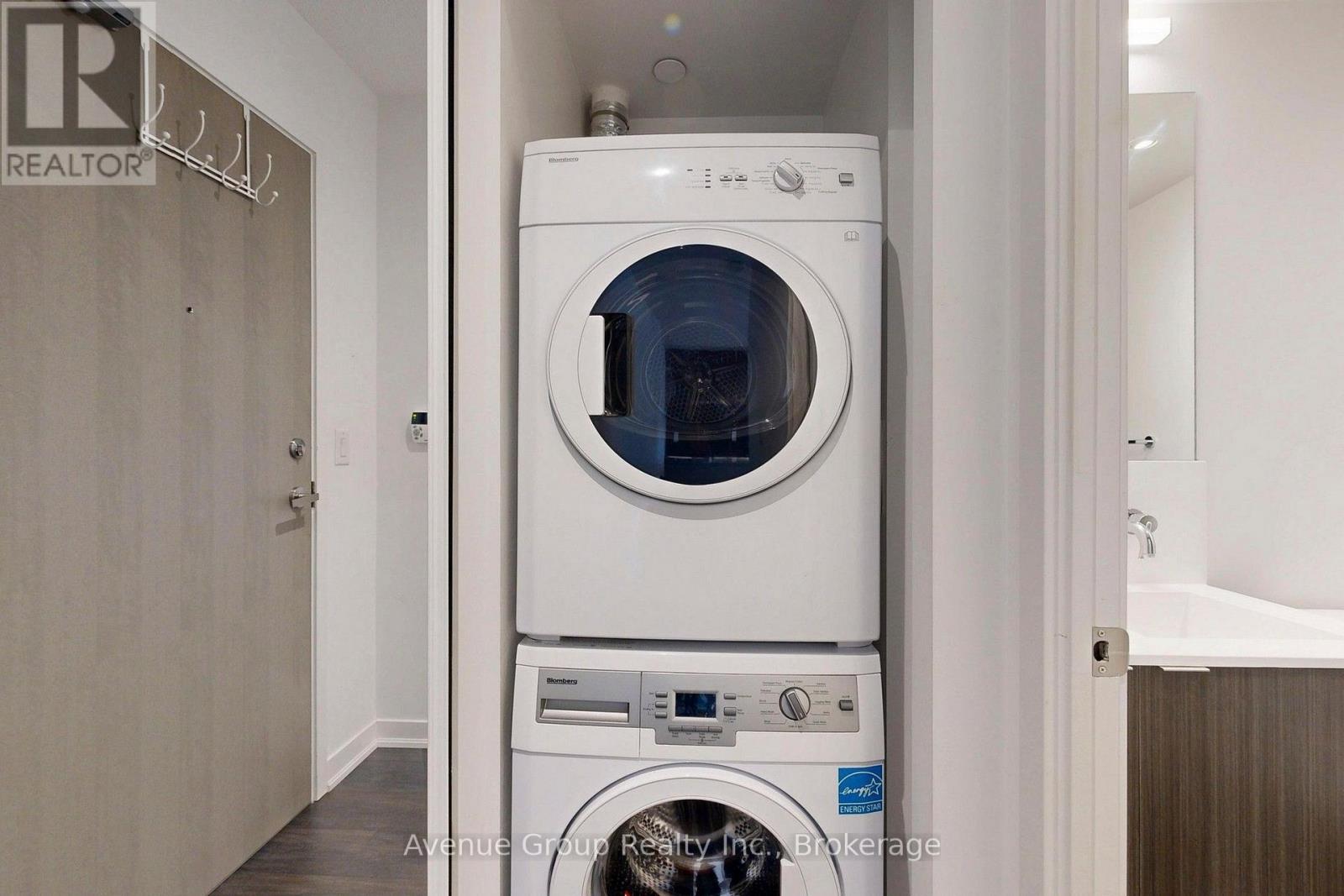 1705 - 100 Harbour Street, Toronto, Ontario  M5J 0B5 - Photo 37 - C14091310
