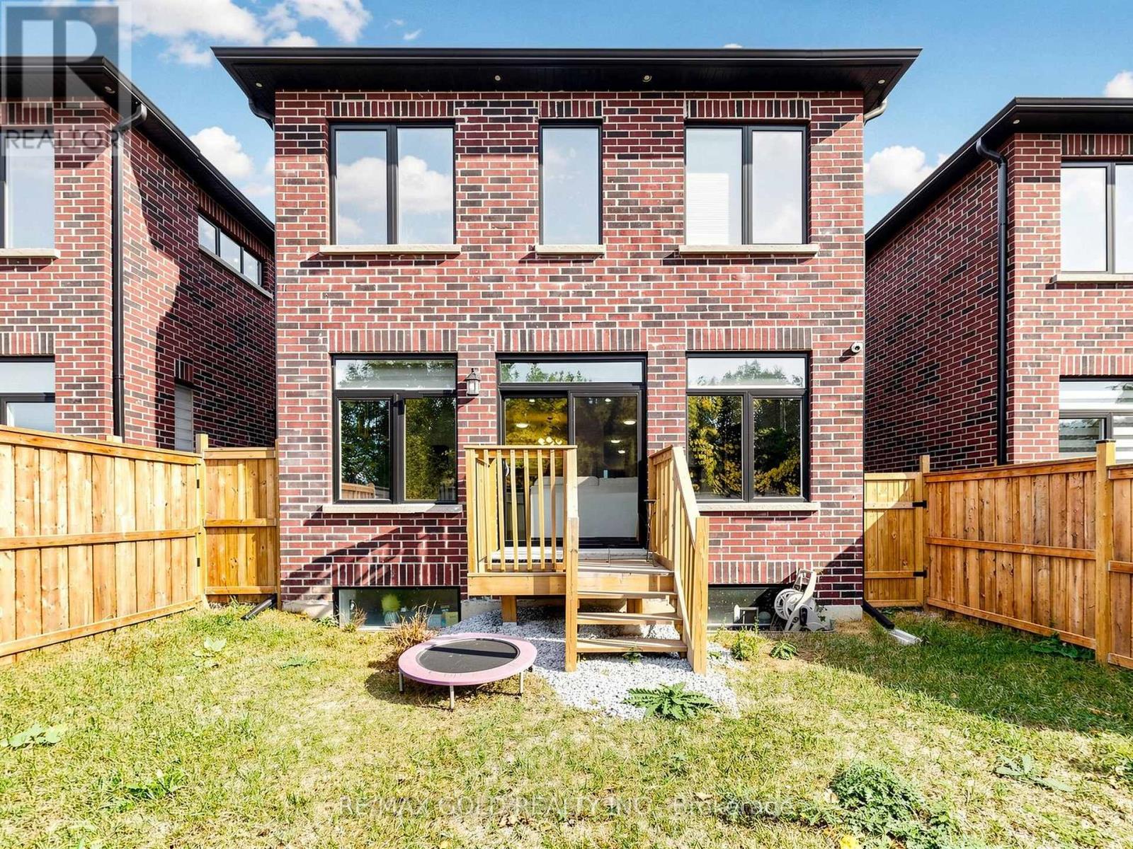 77 Chelliah Court, Toronto, Ontario  M1B 5S1 - Photo 44 - E14091320