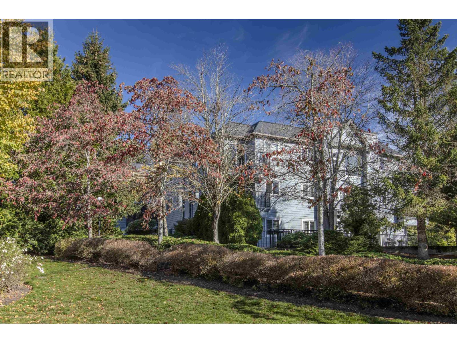 311 40180 WILLOW CRESCENT, Squamish, British Columbia