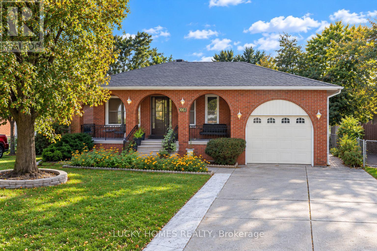 3061 LLOYD GEORGE BOULEVARD, Windsor, Ontario