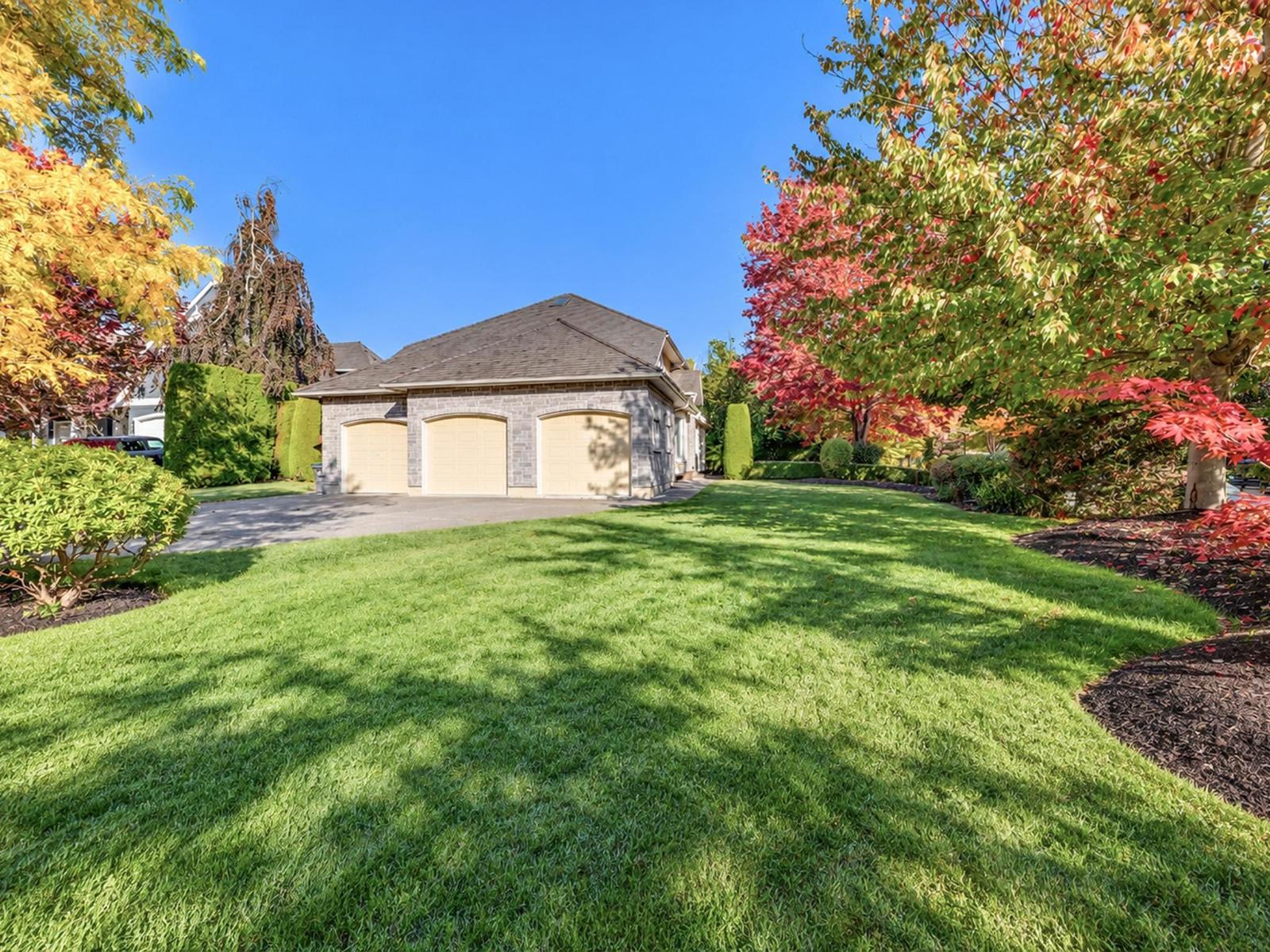 15775 39a Avenue, Surrey, British Columbia  V3S 0L1 - Photo 3 - R3175874