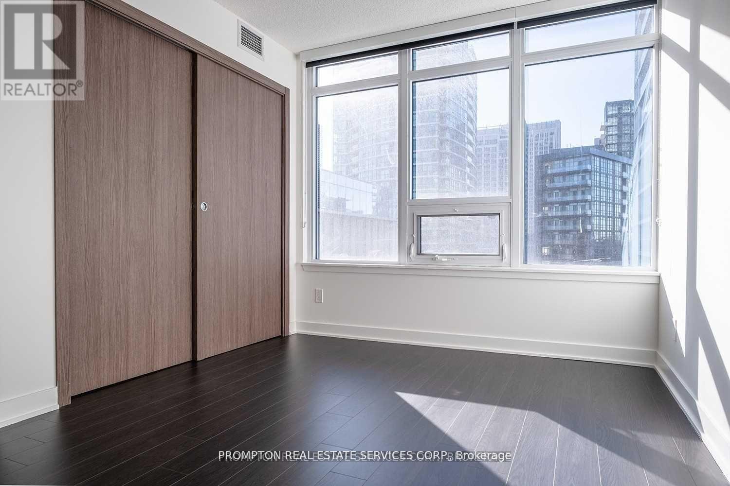2502 - 17 Bathurst Street, Toronto, Ontario  M5V 1A5 - Photo 9 - C14091330