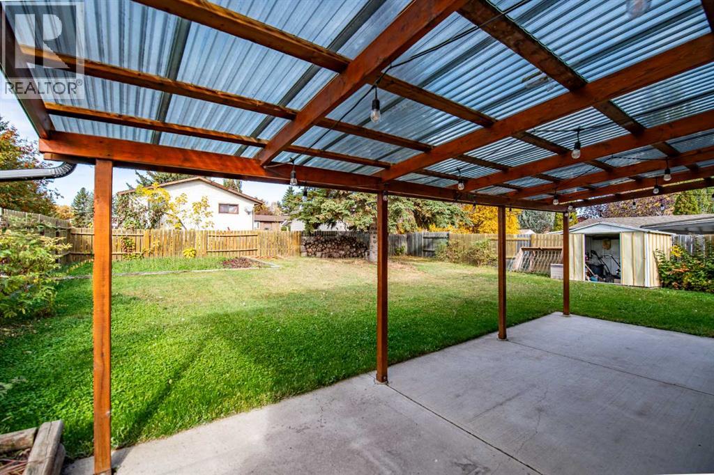 12 Opal Close