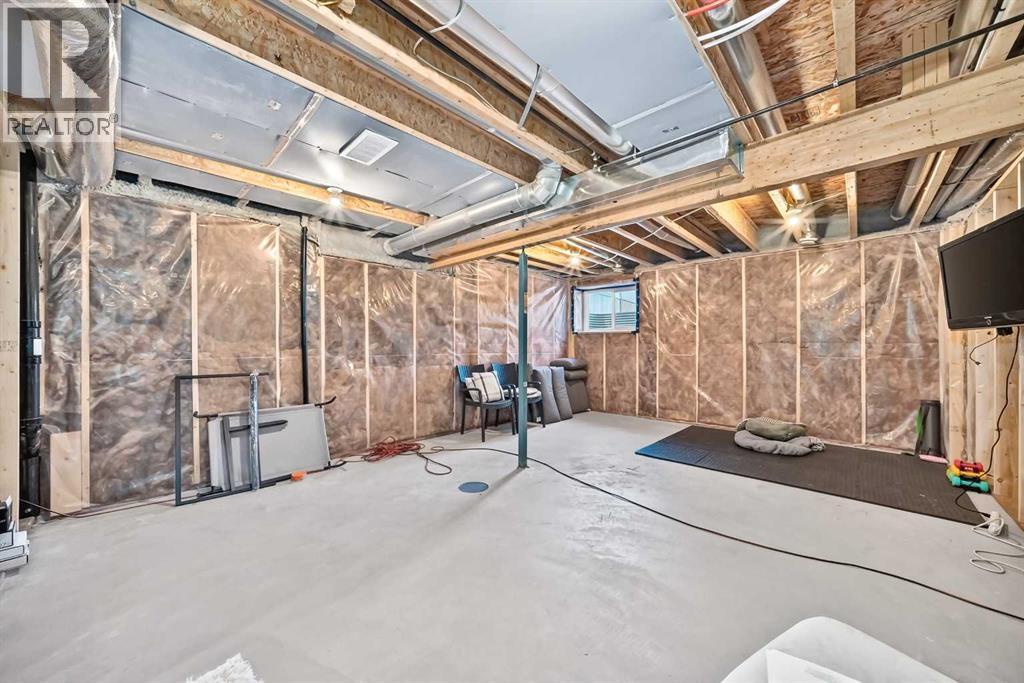 227 Creekstone Way SW, Calgary, Alberta  T2X 4R2 - Photo 37 - A2352501