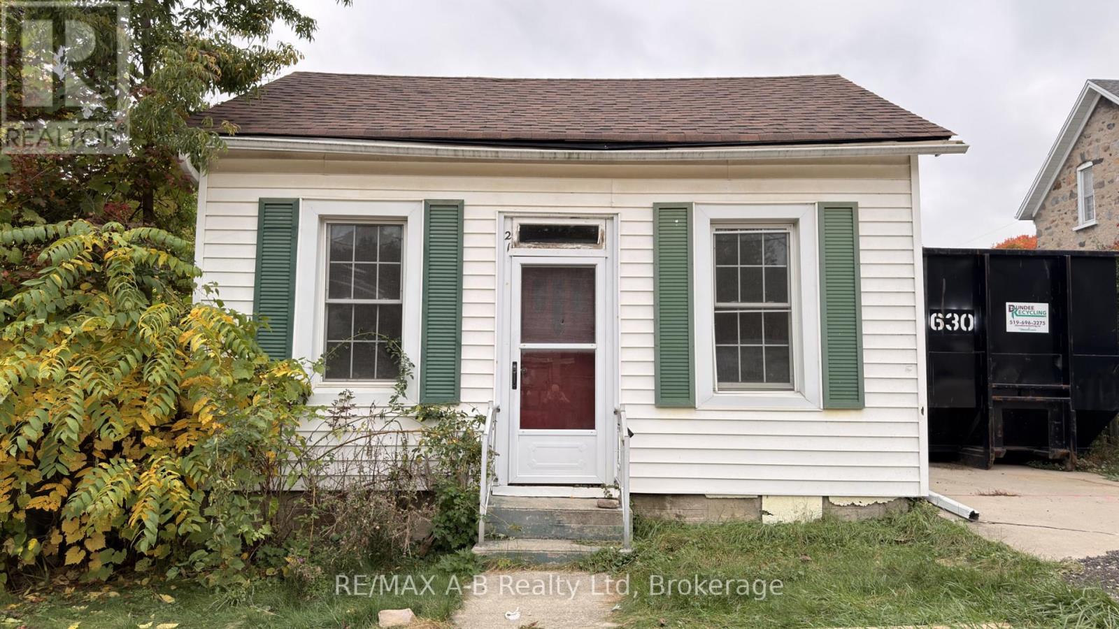21 Henry Street, Cambridge, Ontario  N1R 3V8 - Photo 1 - X14091368
