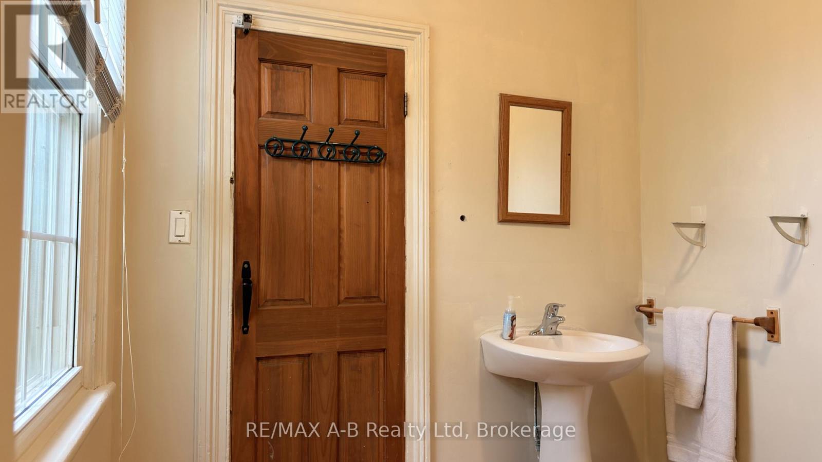 21 Henry Street, Cambridge, Ontario  N1R 3V8 - Photo 14 - X14091368