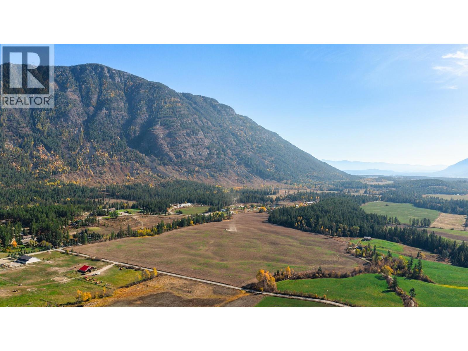 East Field Lyons Road, Lister, British Columbia