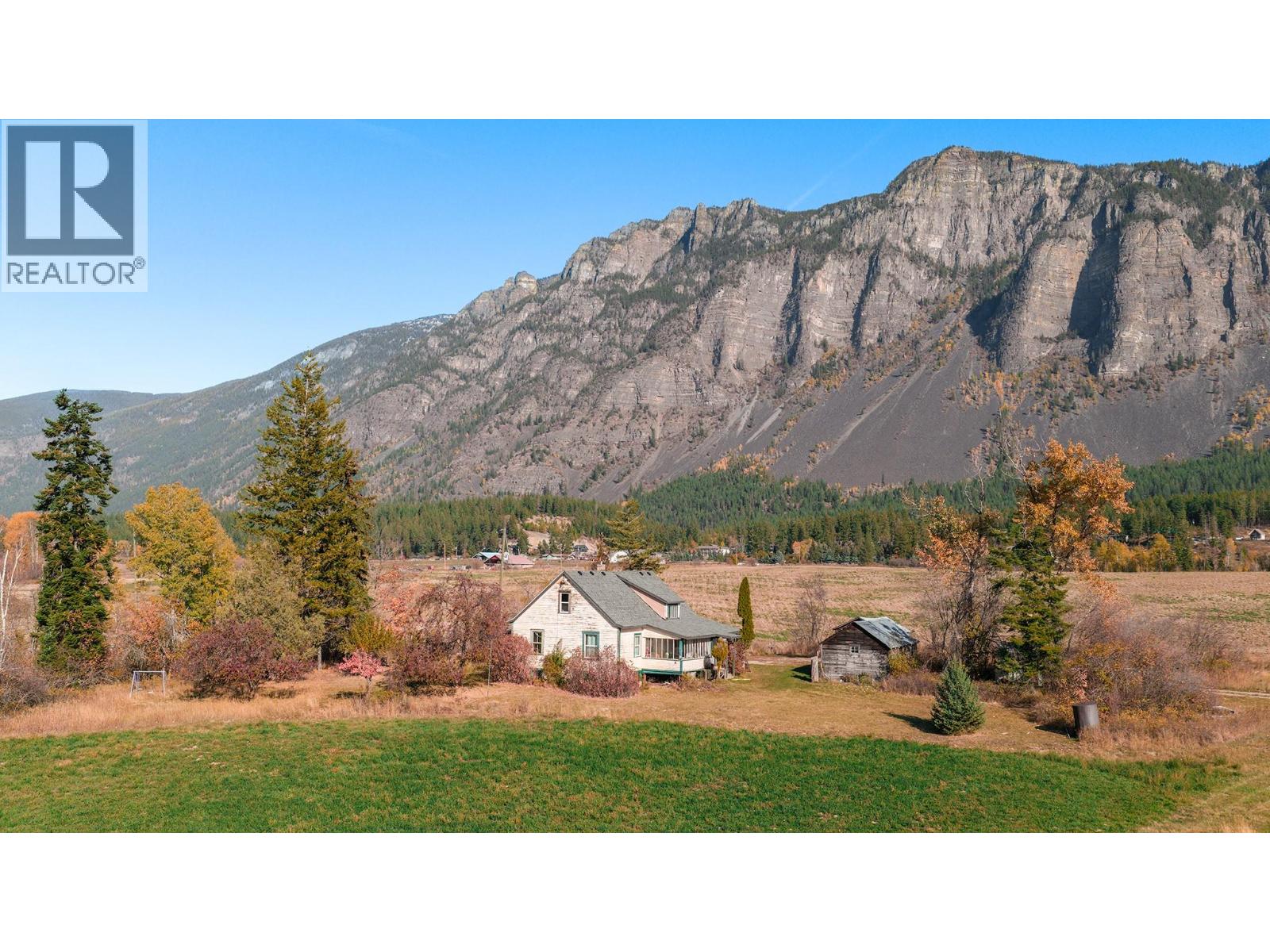 4333 12th Street, Lister, British Columbia  V0B 1G2 - Photo 3 - 10403795