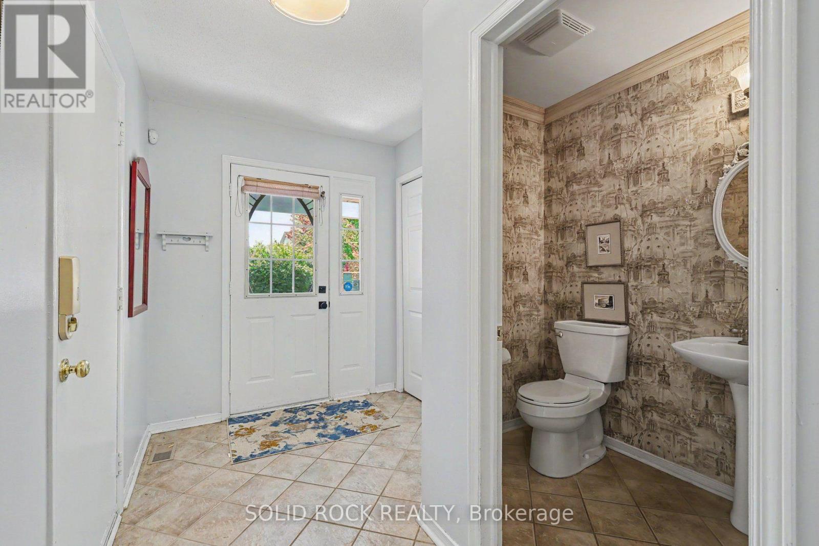 27 Randall James Drive, Ottawa, Ontario  K2S 1L9 - Photo 4 - X14030300