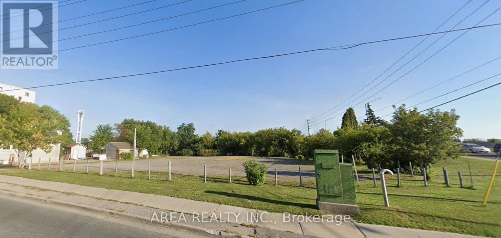 245-255 Bloor Street W, Oshawa, Ontario  L1J 1P5 - Photo 3 - E14091350