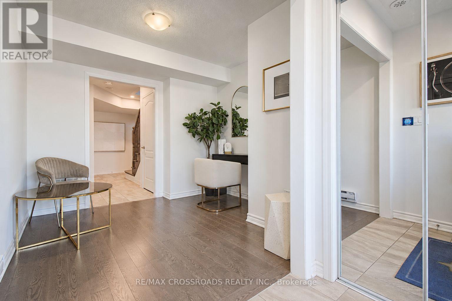 109 Mcalister Avenue, Richmond Hill, Ontario  L4S 0L2 - Photo 4 - N14091364