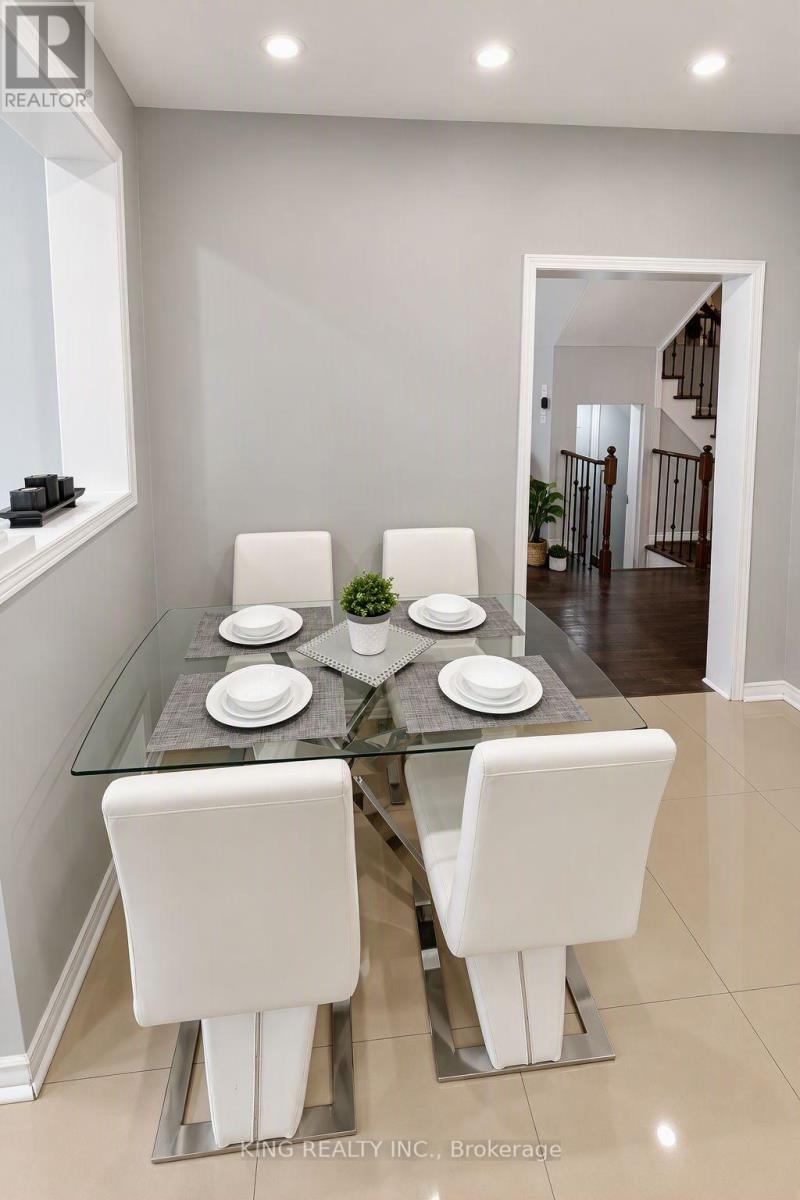 72 Baylawn Circle S, Brampton, Ontario  L6P 2M5 - Photo 21 - W14091346