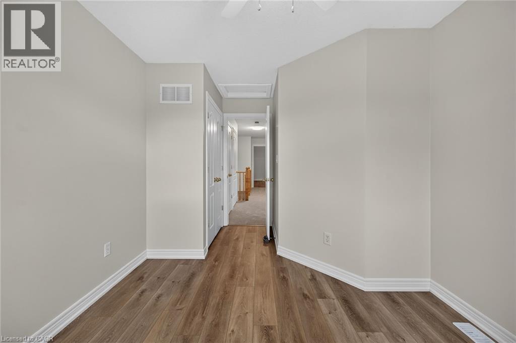 53 Sunnycroft Court, Waterdown, Ontario  L0R 2H4 - Photo 31 - 40871812