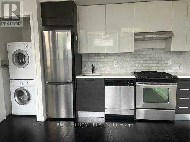 90 Broadview Avenue, Toronto, Ontario  M4M 0A7 - Photo 6 - E14091376