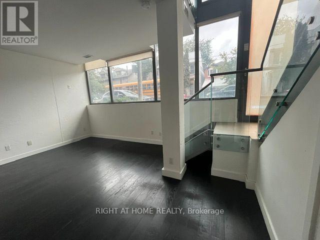 90 Broadview Avenue, Toronto, Ontario  M4M 0A7 - Photo 7 - E14091376