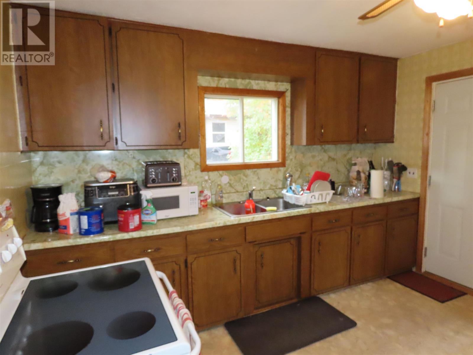 30 Melville Rd, Sault Ste Marie, Ontario  P6A 5J3 - Photo 2 - SM262842