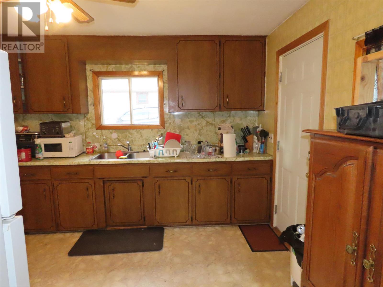30 Melville Rd, Sault Ste Marie, Ontario  P6A 5J3 - Photo 3 - SM262842