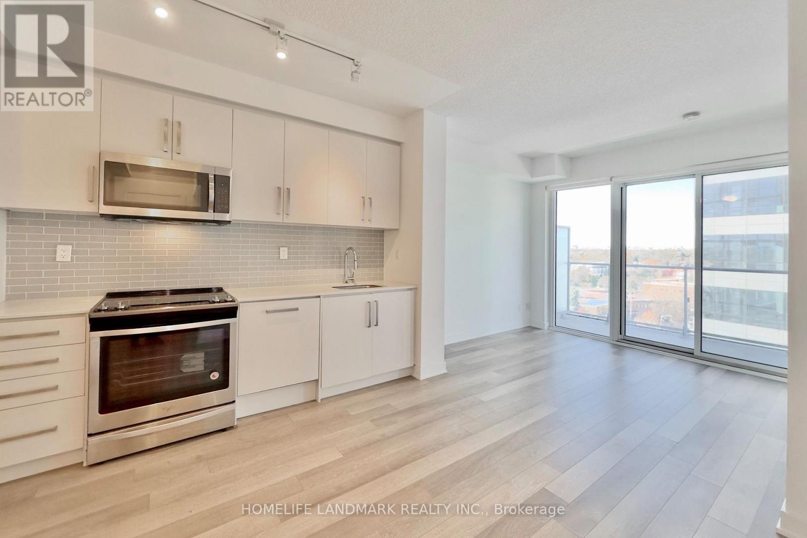 704 - 5180 Yonge Street, Toronto, Ontario  M2N 5P6 - Photo 3 - C14091116