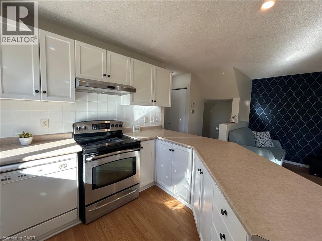 67 Apple Tree Drive, Kitchener, Ontario  N2A 4C9 - Photo 11 - 40861495