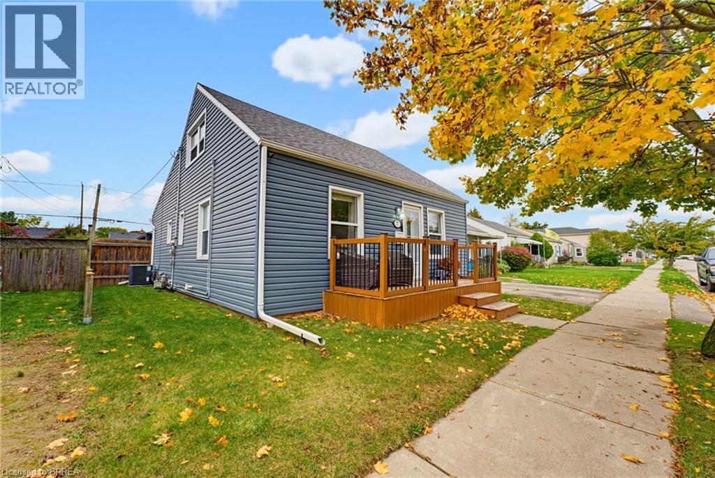 77 Eighth Avenue, Brantford, Ontario  N3S 1C4 - Photo 6 - 40871205