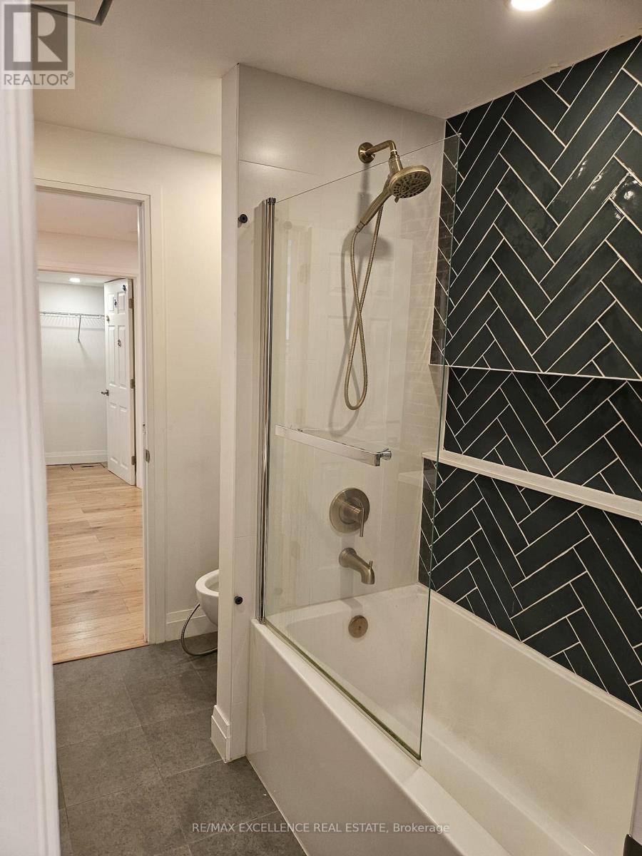 Walkout Basement - 46 Tradewinds Place, Kitchener, Ontario  N2N 3G4 - Photo 15 - X13734094